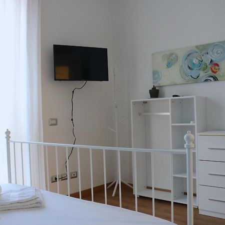 Lovely Navigli Studio With Balcony - Via Carlo Torre Milano Eksteriør bilde